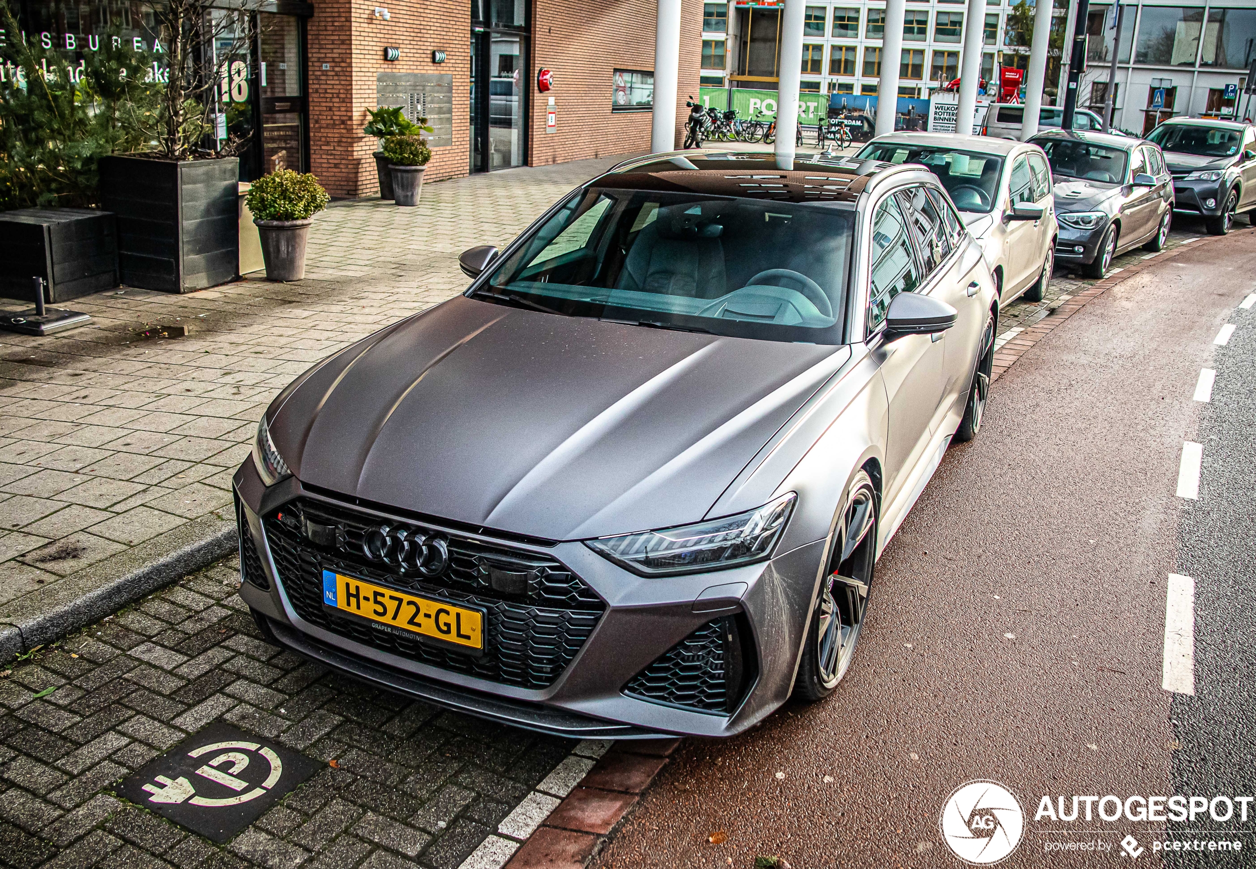 Audi RS6 Avant C8