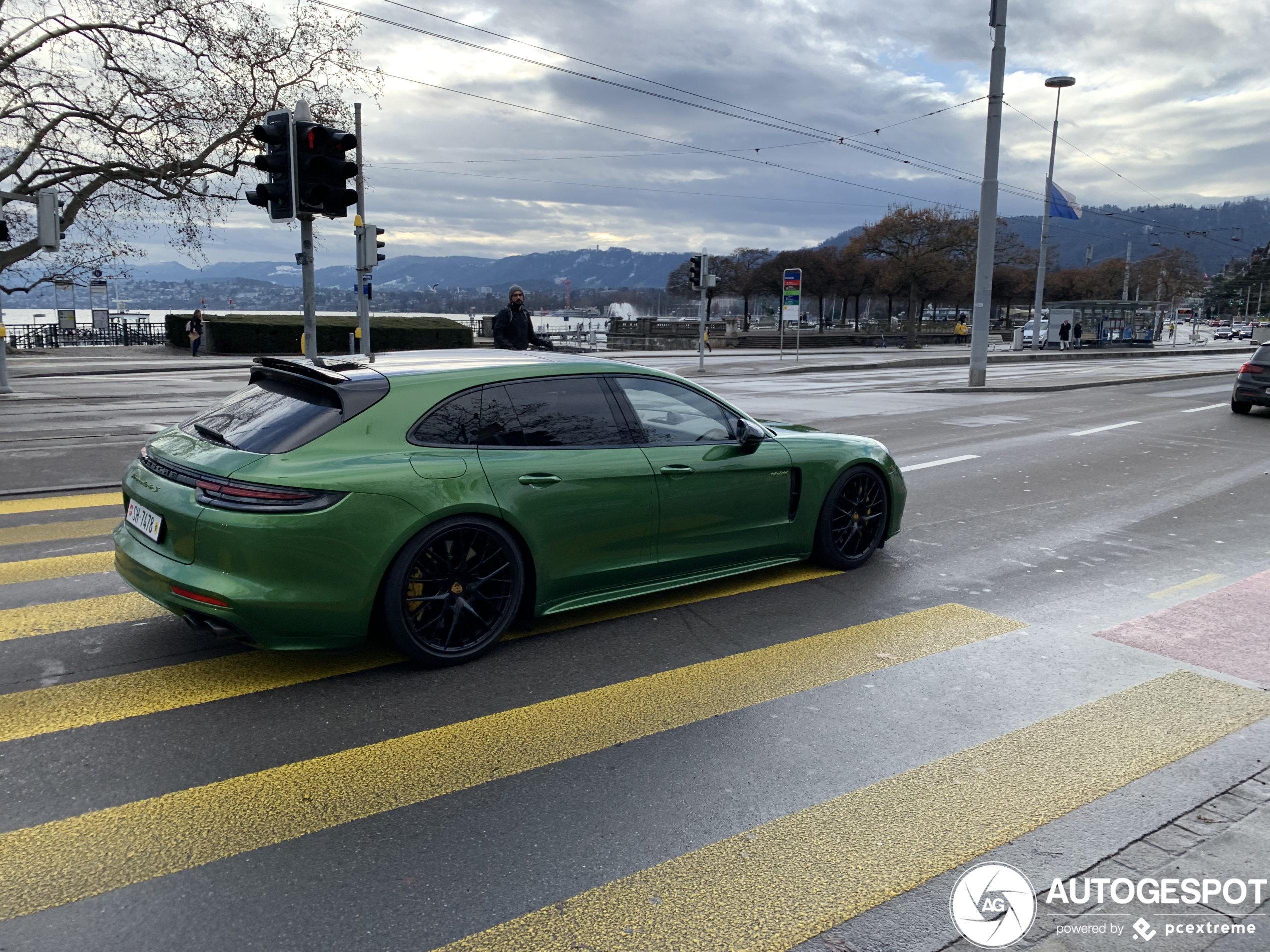 Porsche 971 Panamera Turbo S E-Hybrid Sport Turismo