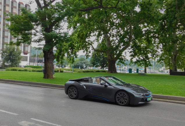 BMW i8 Roadster