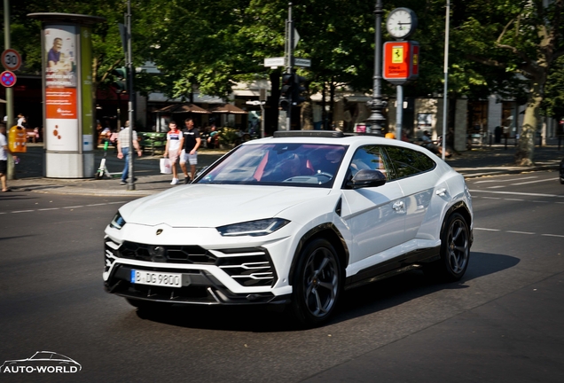 Lamborghini Urus