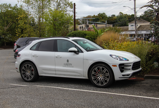 Porsche 95B Macan Turbo