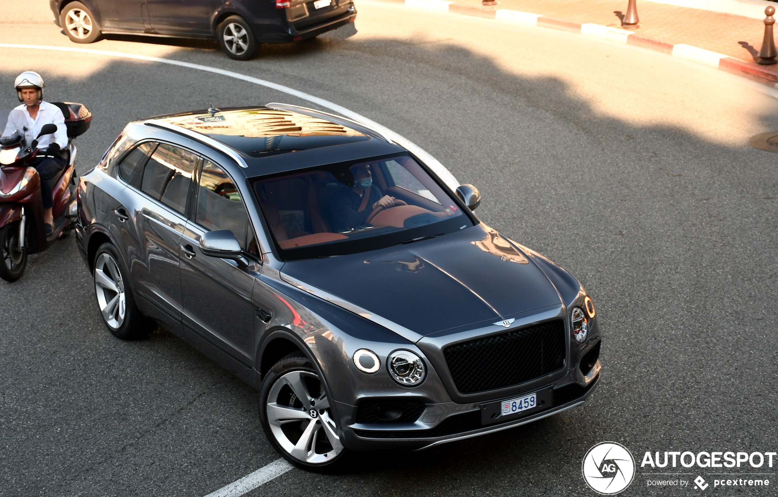 Bentley Bentayga V8