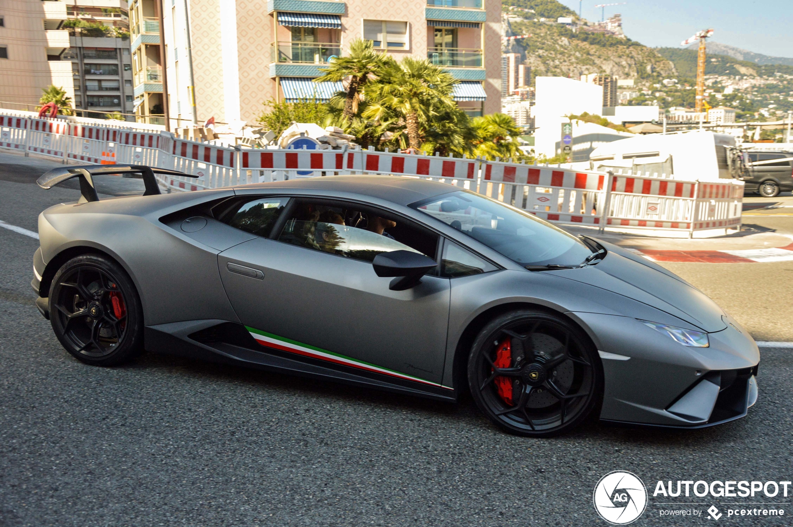 Lamborghini Huracán LP640-4 Performante