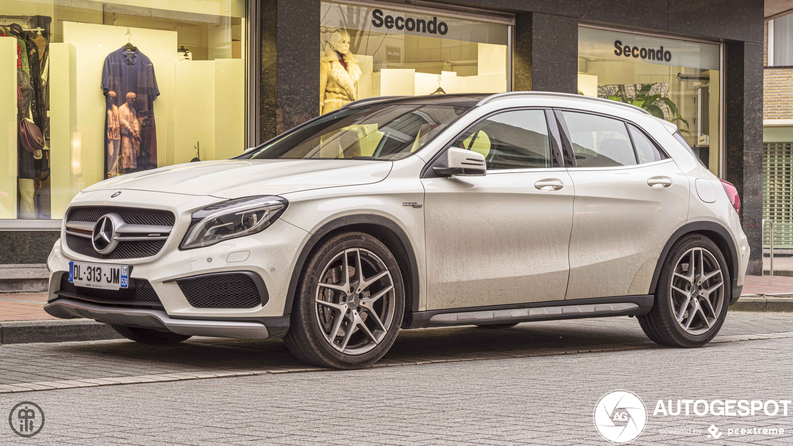 Mercedes-Benz GLA 45 AMG X156