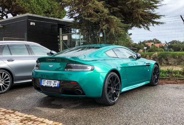 Aston Martin V12 Vantage S