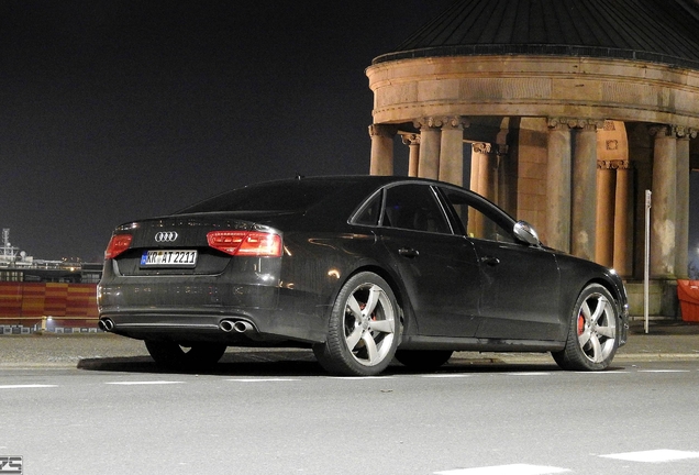 Audi S8 D4