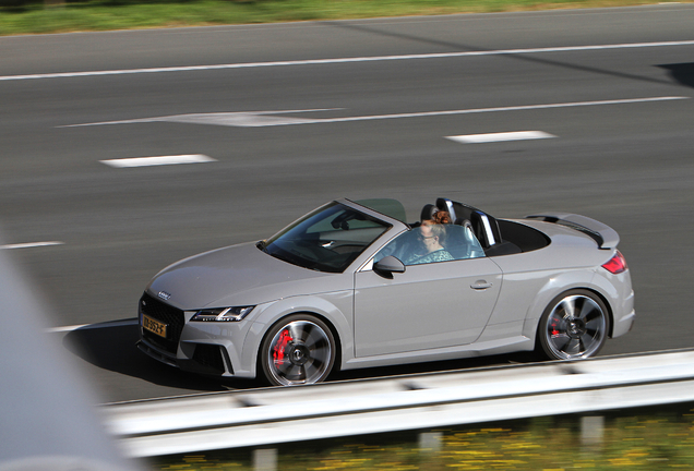 Audi TT-RS Roadster 2017