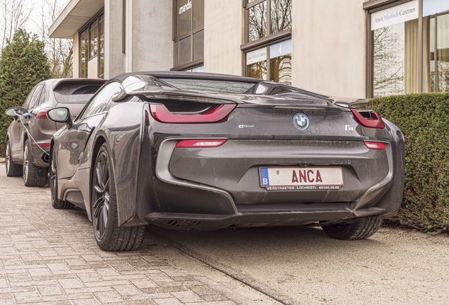 BMW i8 Roadster