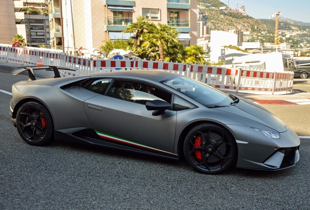 Lamborghini Huracán LP640-4 Performante