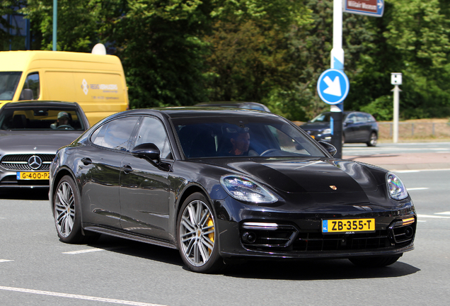 Porsche 971 Panamera Turbo S E-Hybrid Executive