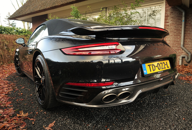 Porsche 991 Turbo S Cabriolet MkII