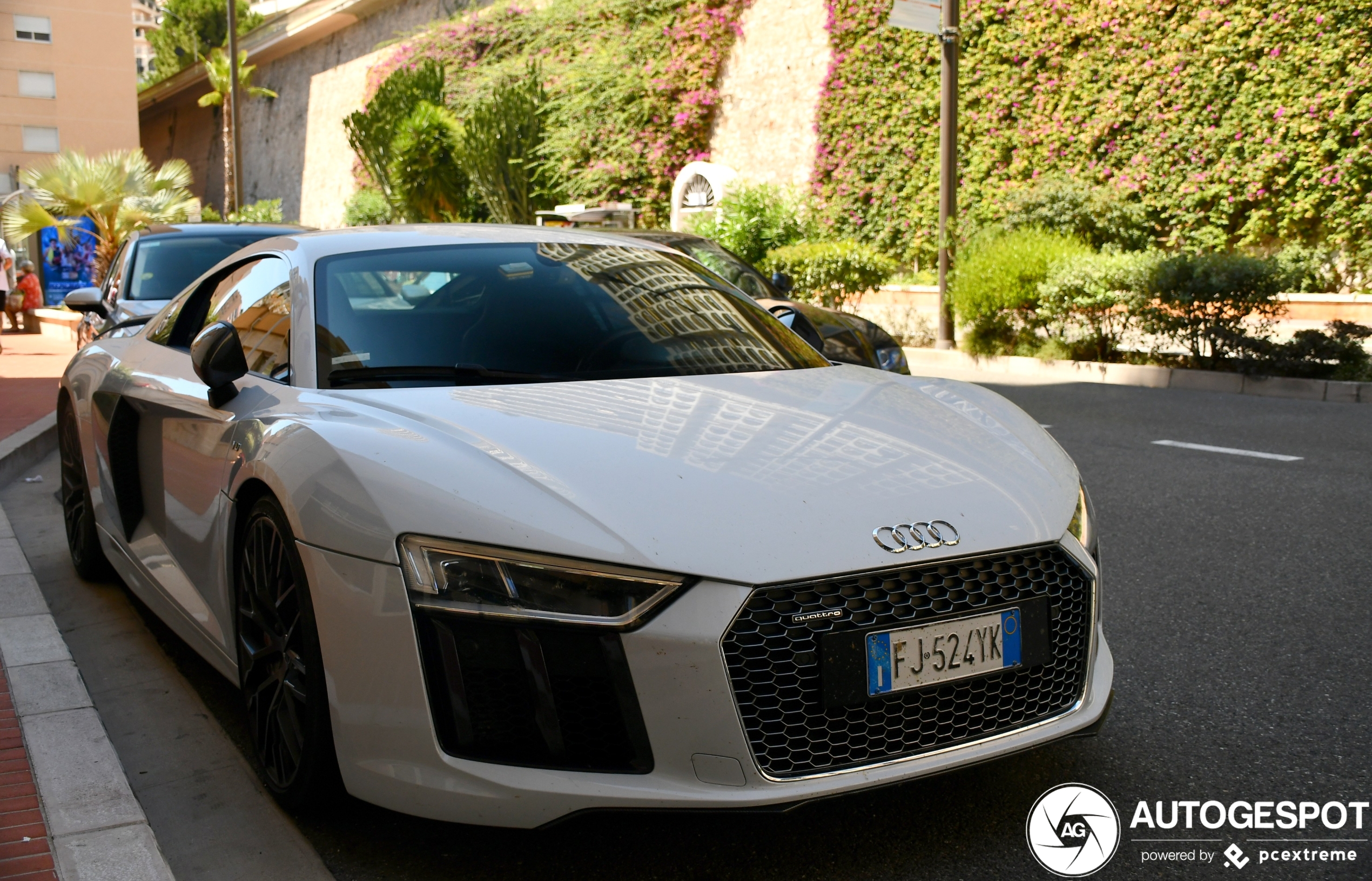 Audi R8 V10 Plus 2015