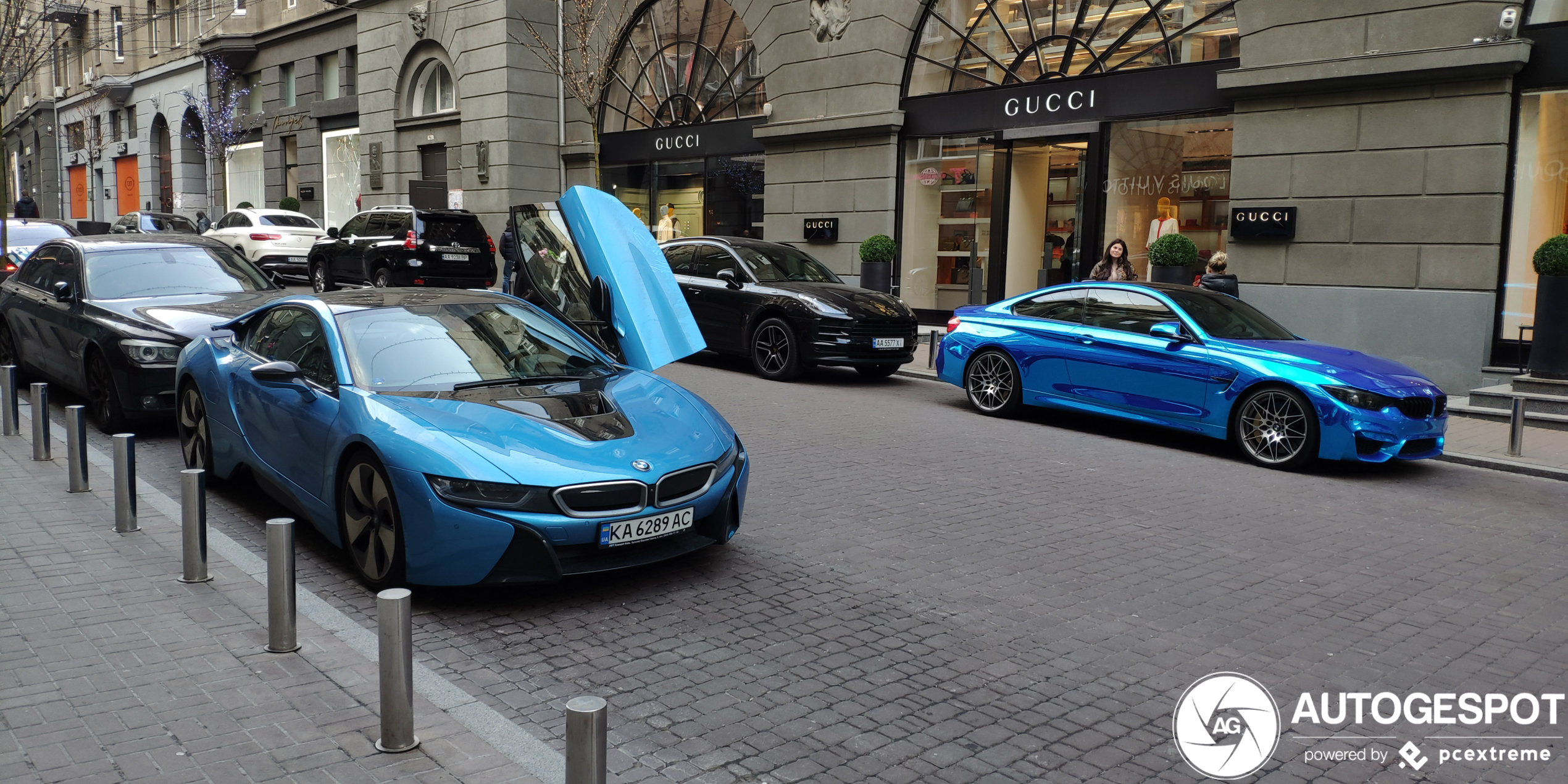 BMW i8