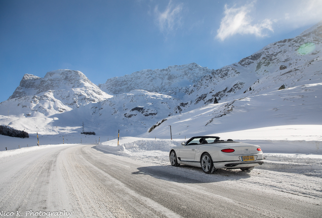 Bentley Continental GTC V8 2020