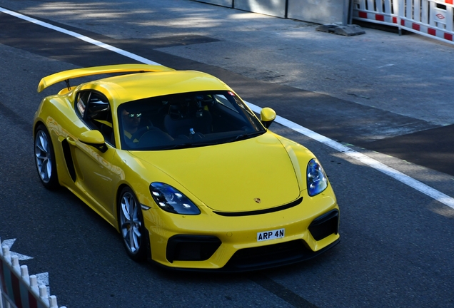 Porsche 718 Cayman GT4