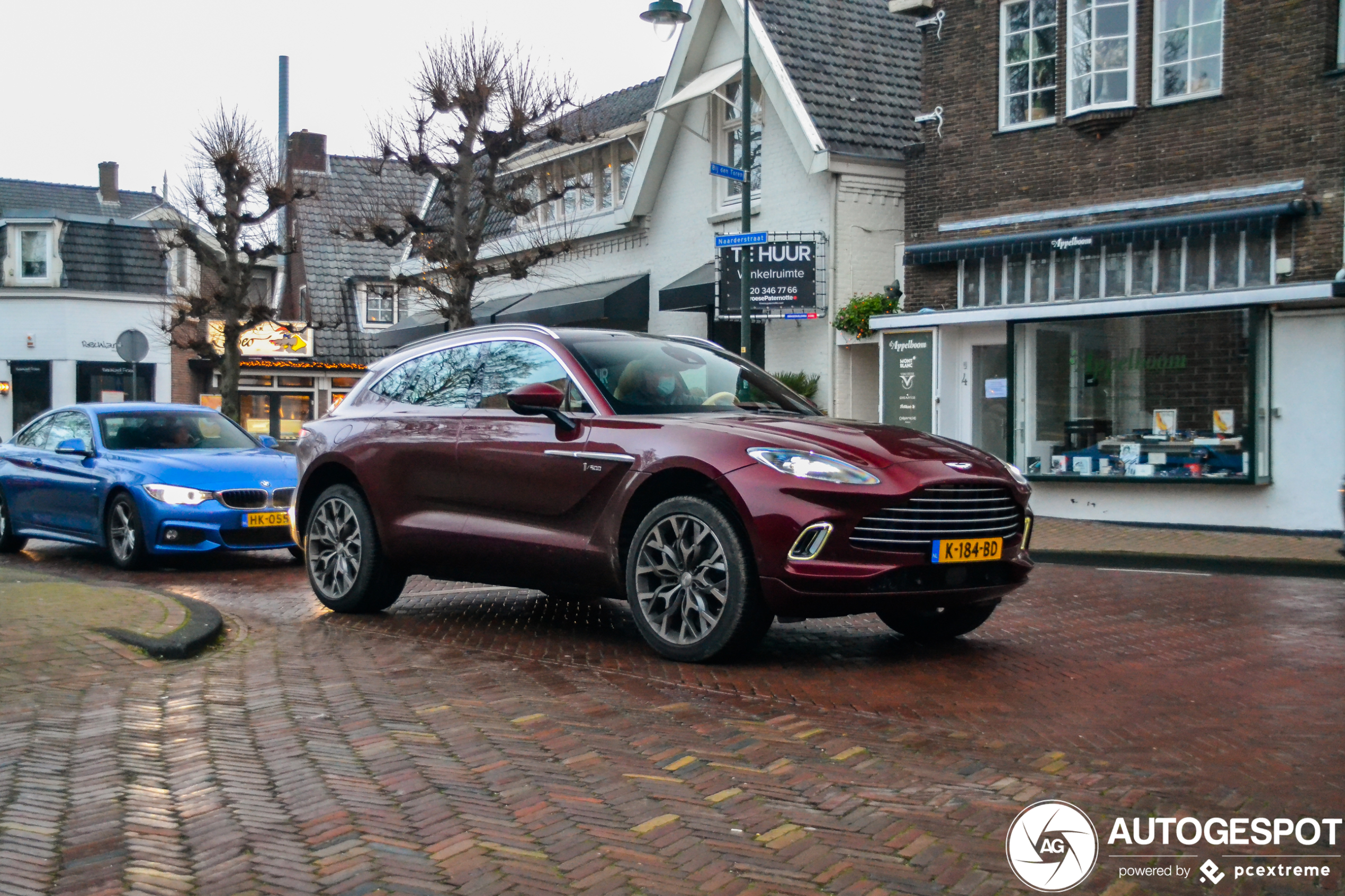 Aston Martin DBX