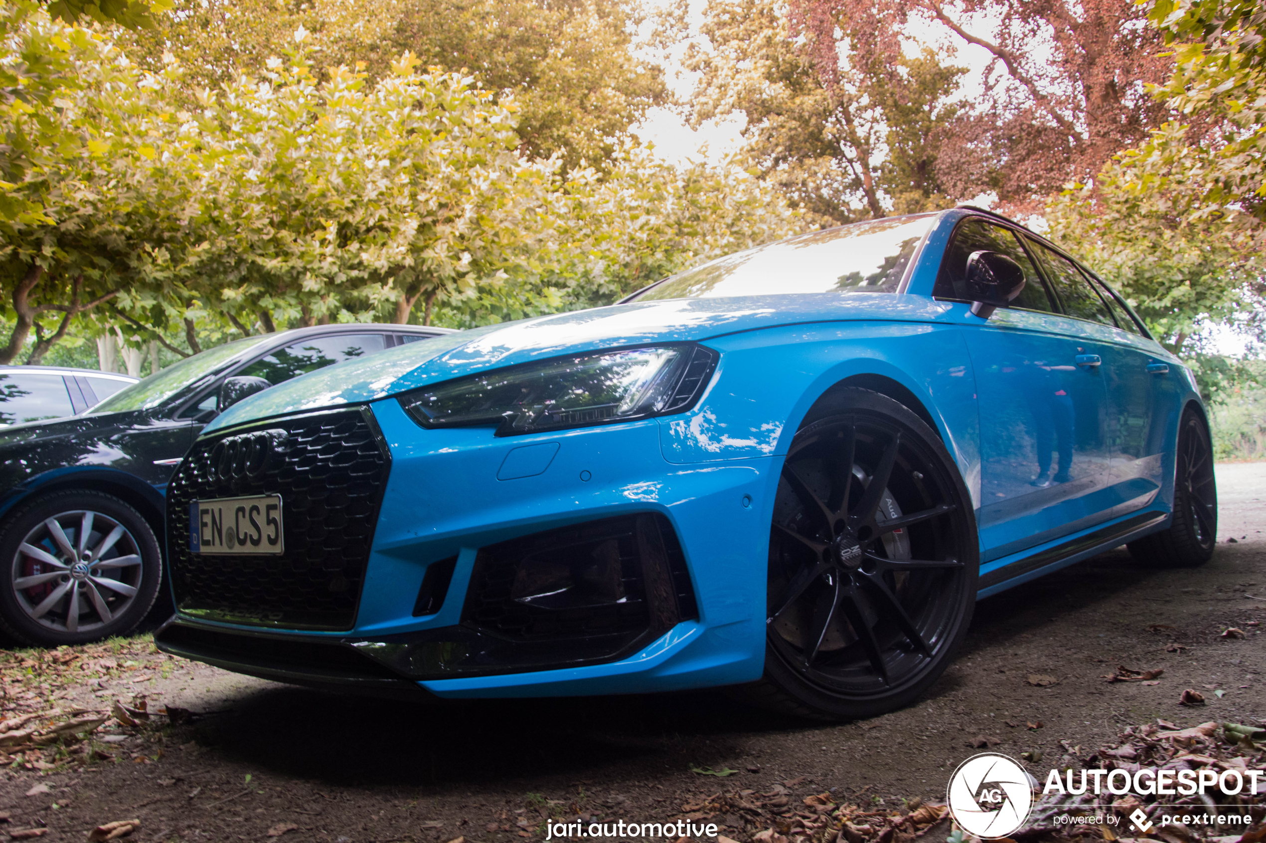 Audi RS4 Avant B9