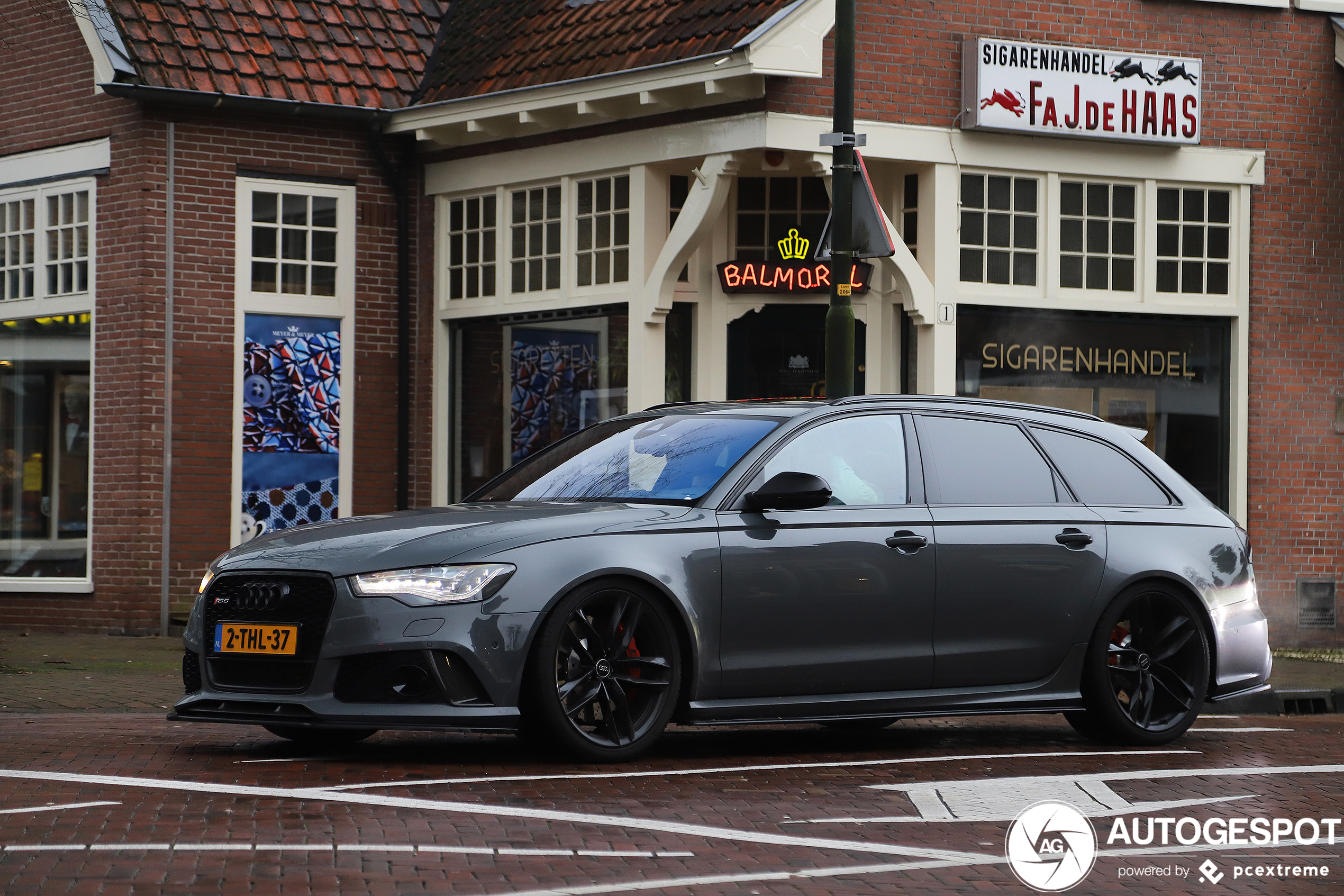 Audi RS6 Avant C7