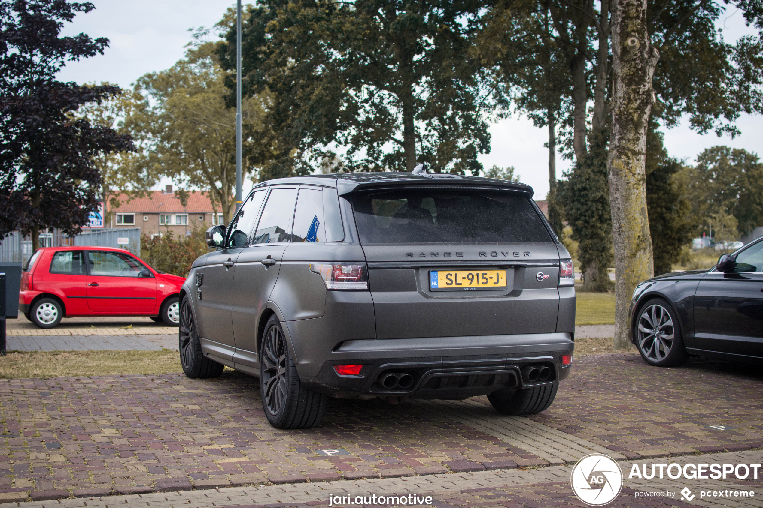 Land Rover Range Rover Sport SVR