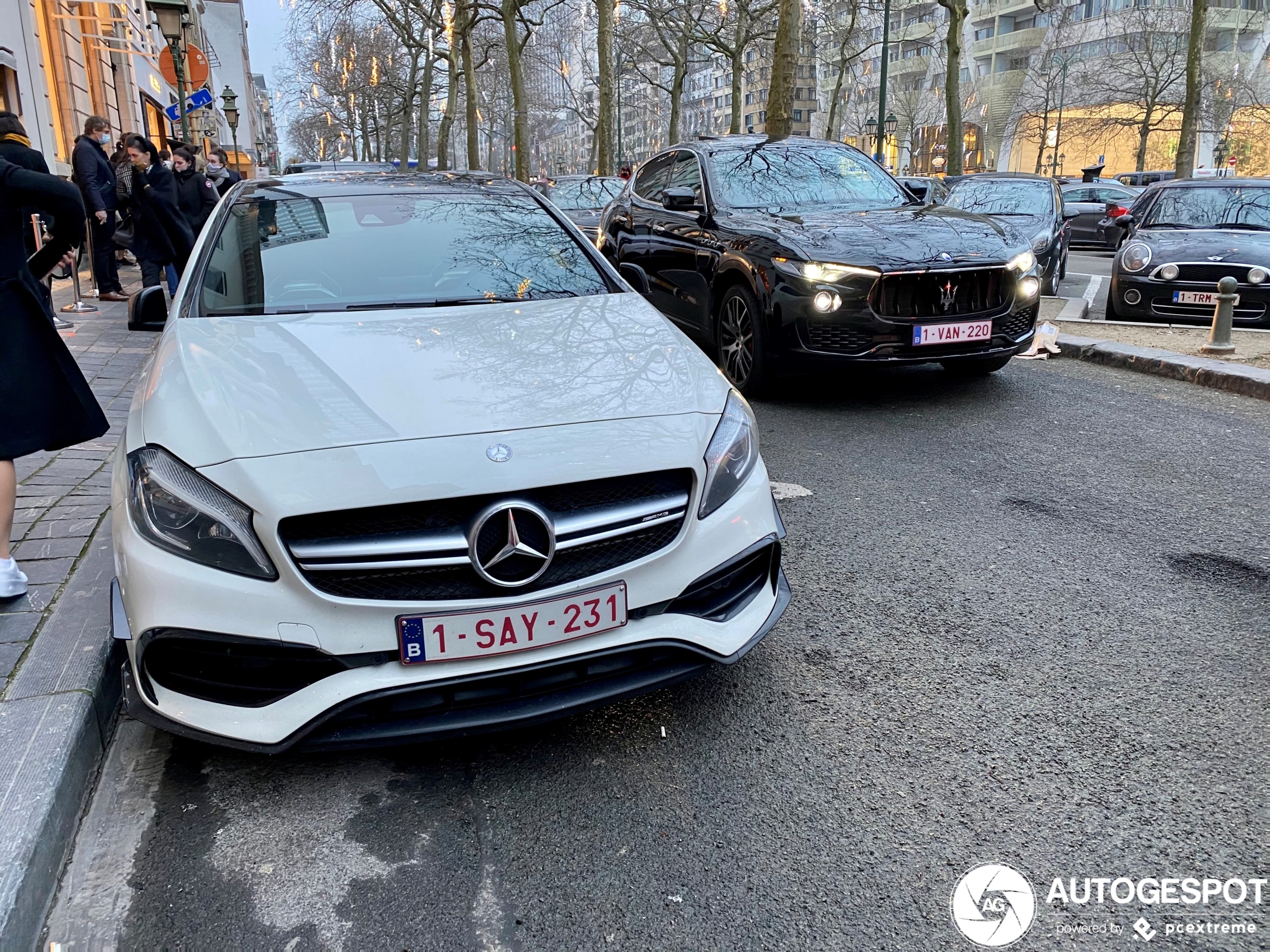 Mercedes-AMG A 45 W176 2015