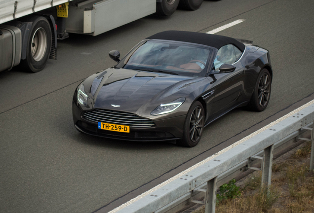 Aston Martin DB11 V8 Volante