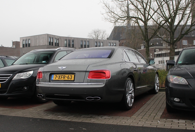 Bentley Flying Spur V8