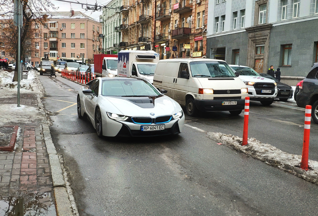 BMW i8