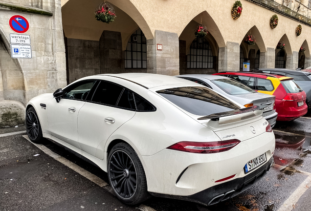 Mercedes-AMG GT 63 S X290