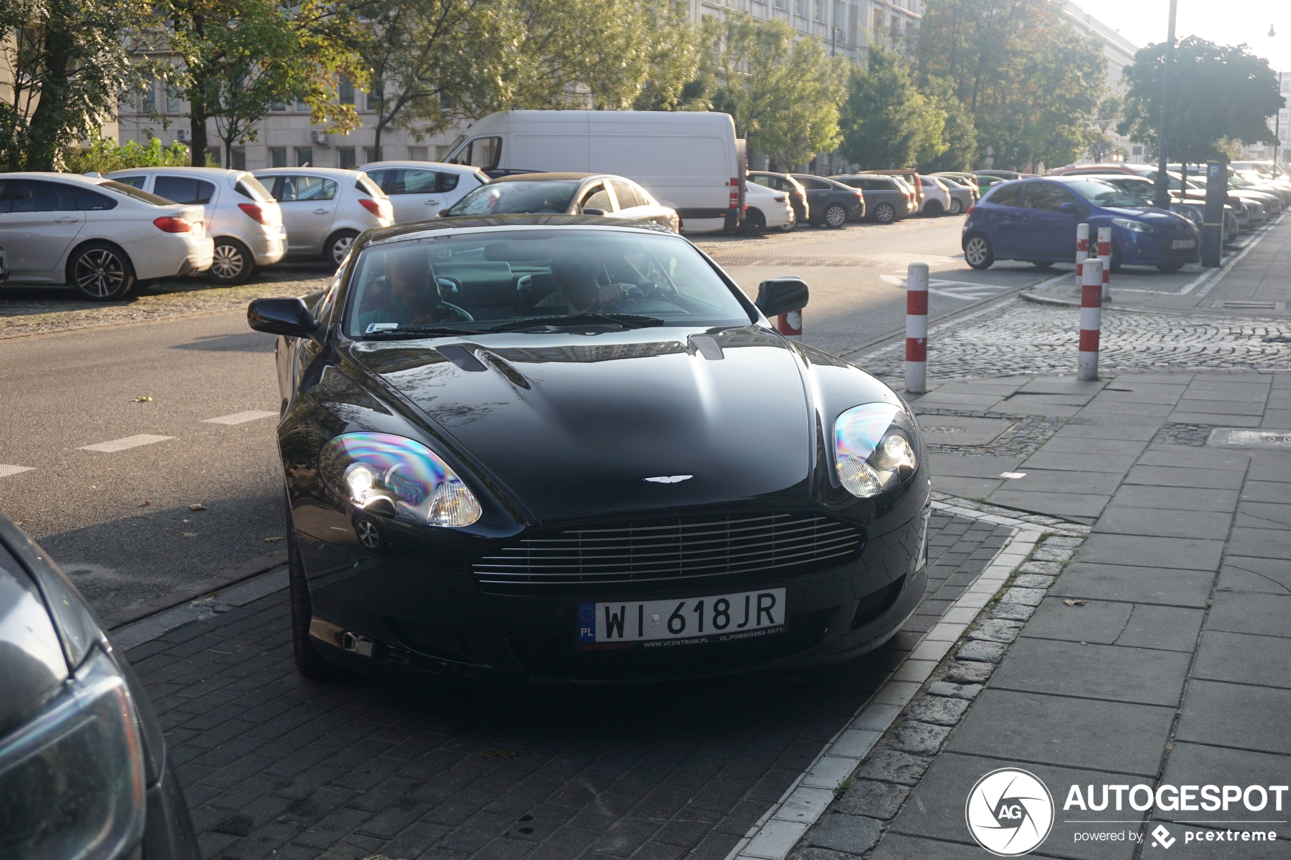 Aston Martin DB9