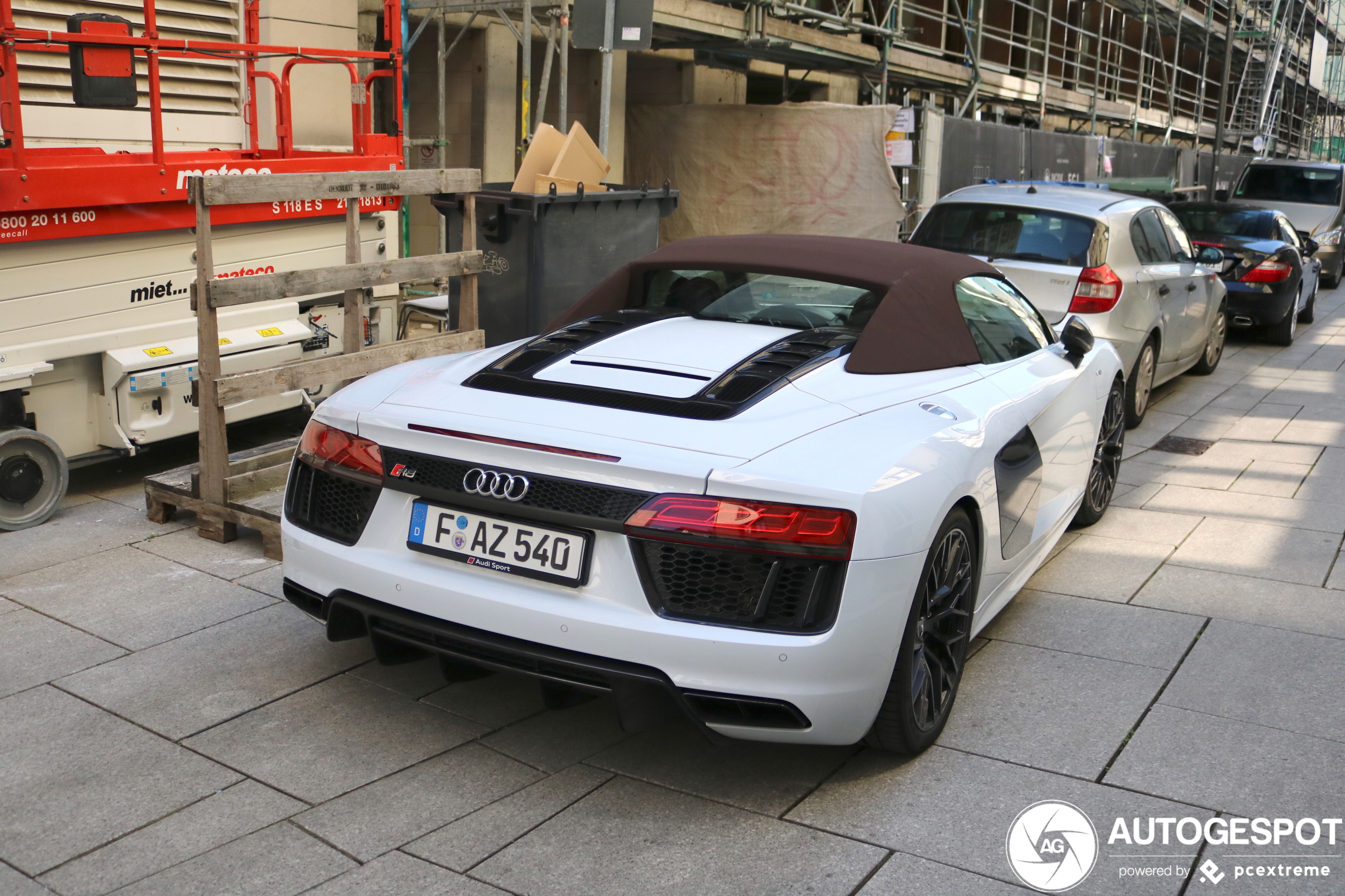 Audi R8 V10 Spyder 2016