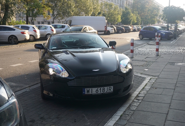 Aston Martin DB9