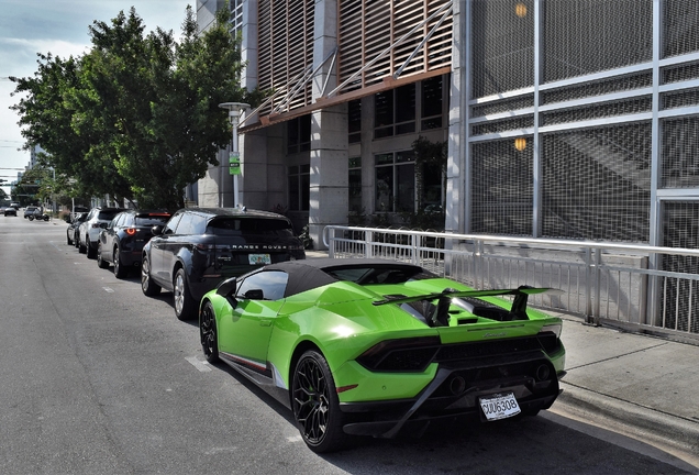 Lamborghini Huracán LP640-4 Performante Spyder