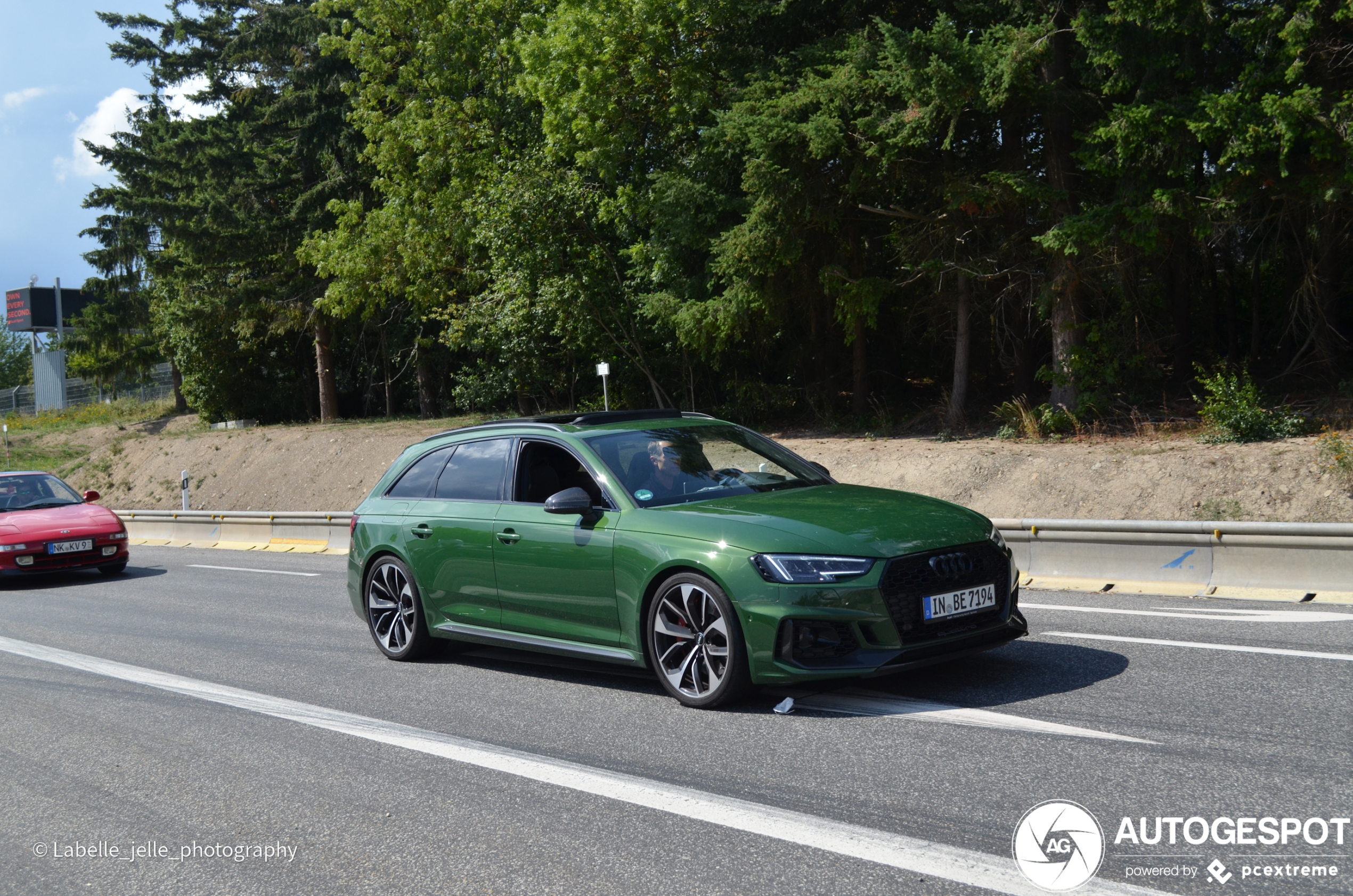 Audi RS4 Avant B9