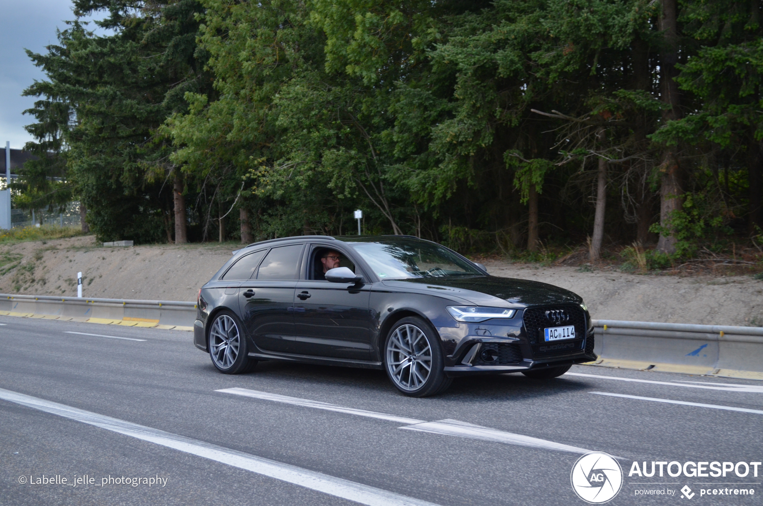 Audi RS6 Avant C7 2015