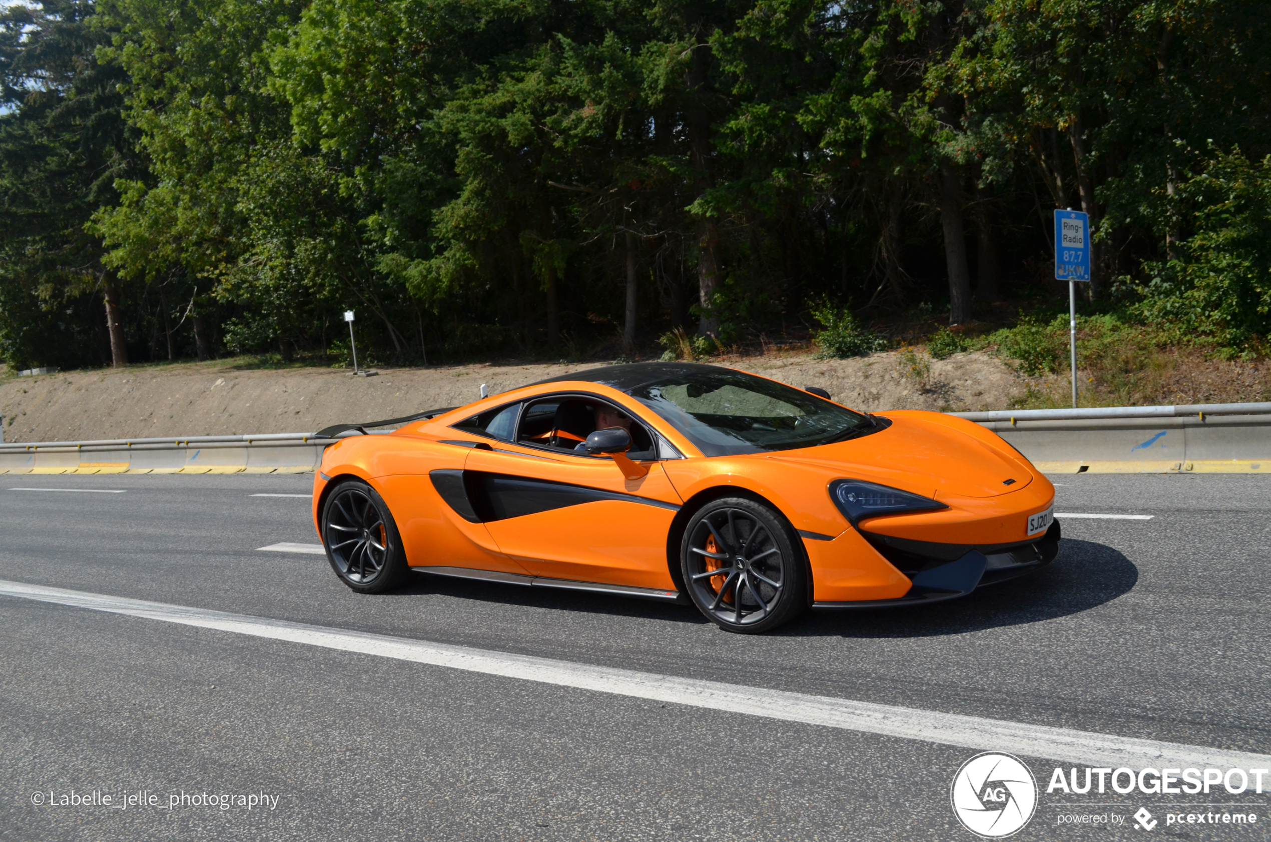 McLaren 570S