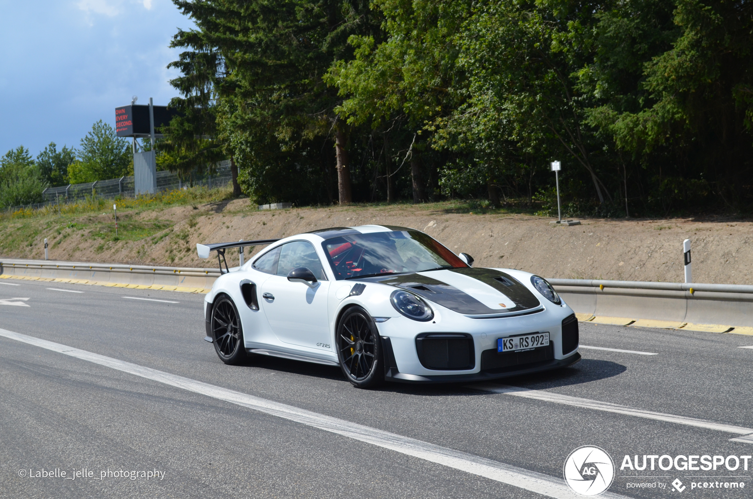 Porsche 991 GT2 RS Weissach Package