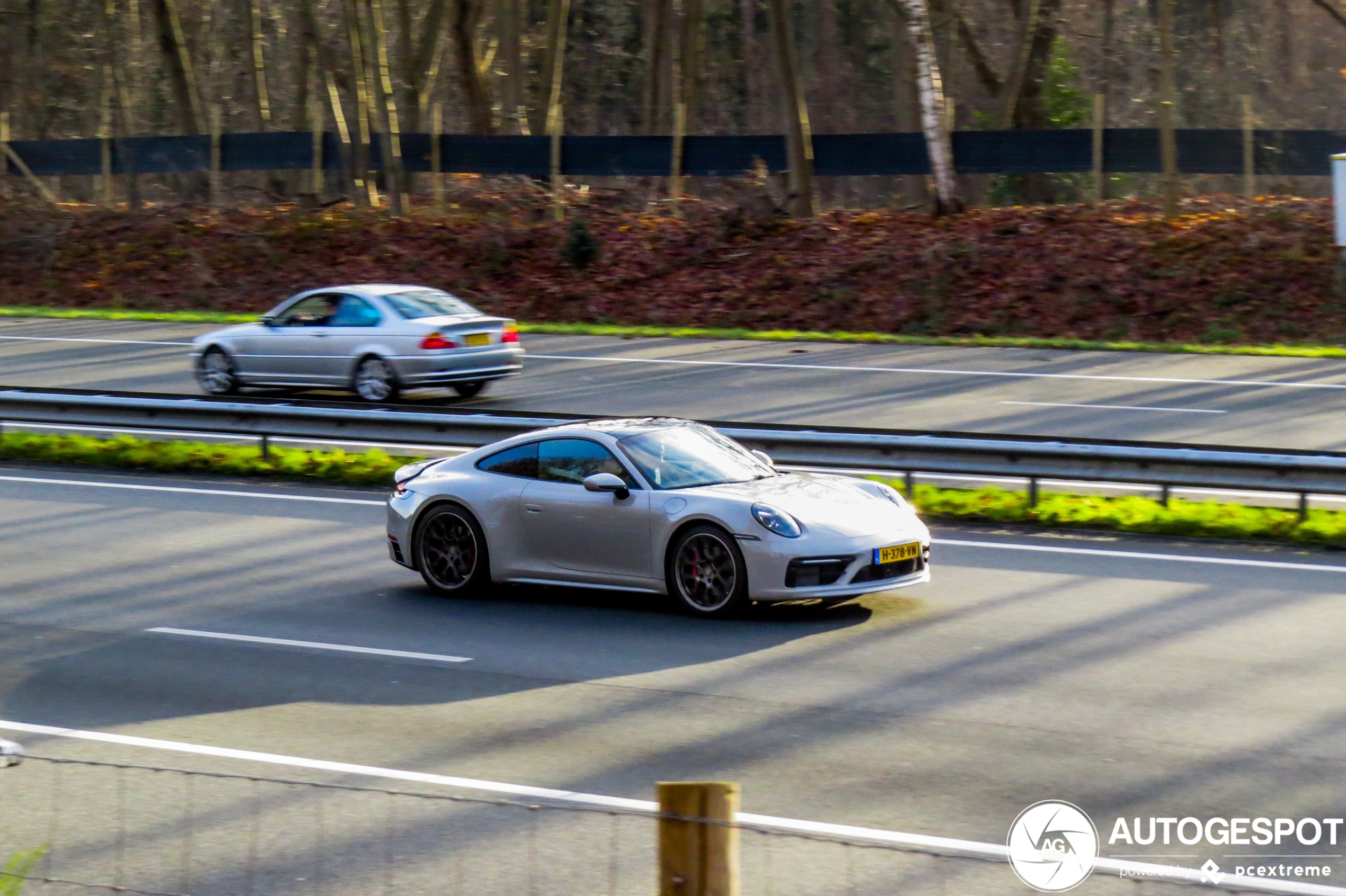 Porsche 992 Carrera 4S