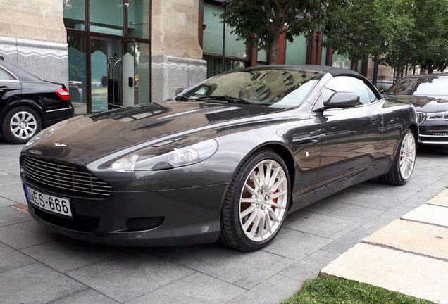 Aston Martin DB9 Volante