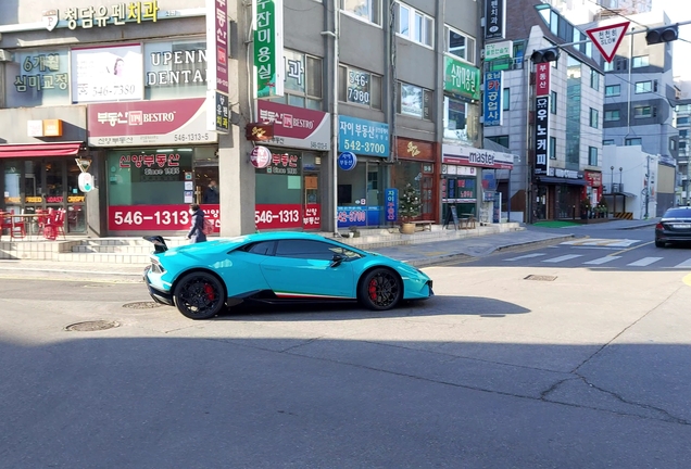 Lamborghini Huracán LP640-4 Performante