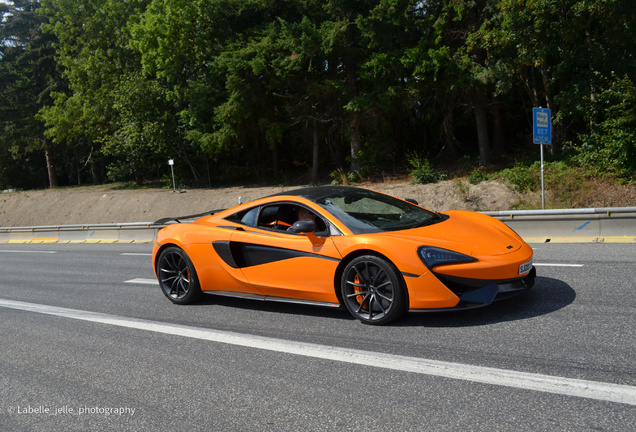 McLaren 570S