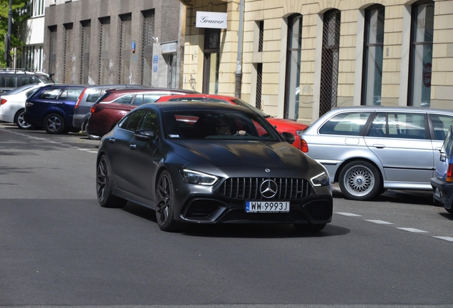 Mercedes-AMG GT 63 S X290