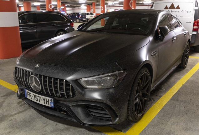 Mercedes-AMG GT 63 S X290