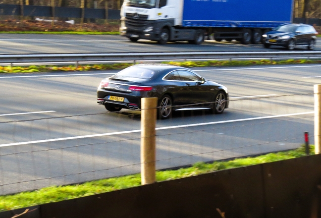 Mercedes-AMG S 63 Coupé C217