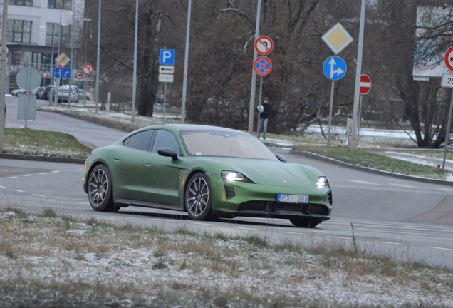 Porsche Taycan Turbo S