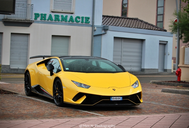 Lamborghini Huracán LP640-4 Performante