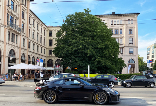 Porsche 991 GT2 RS Weissach Package