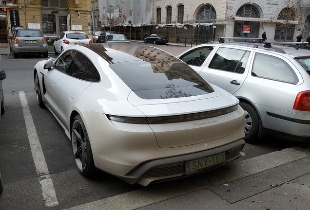 Porsche Taycan Turbo