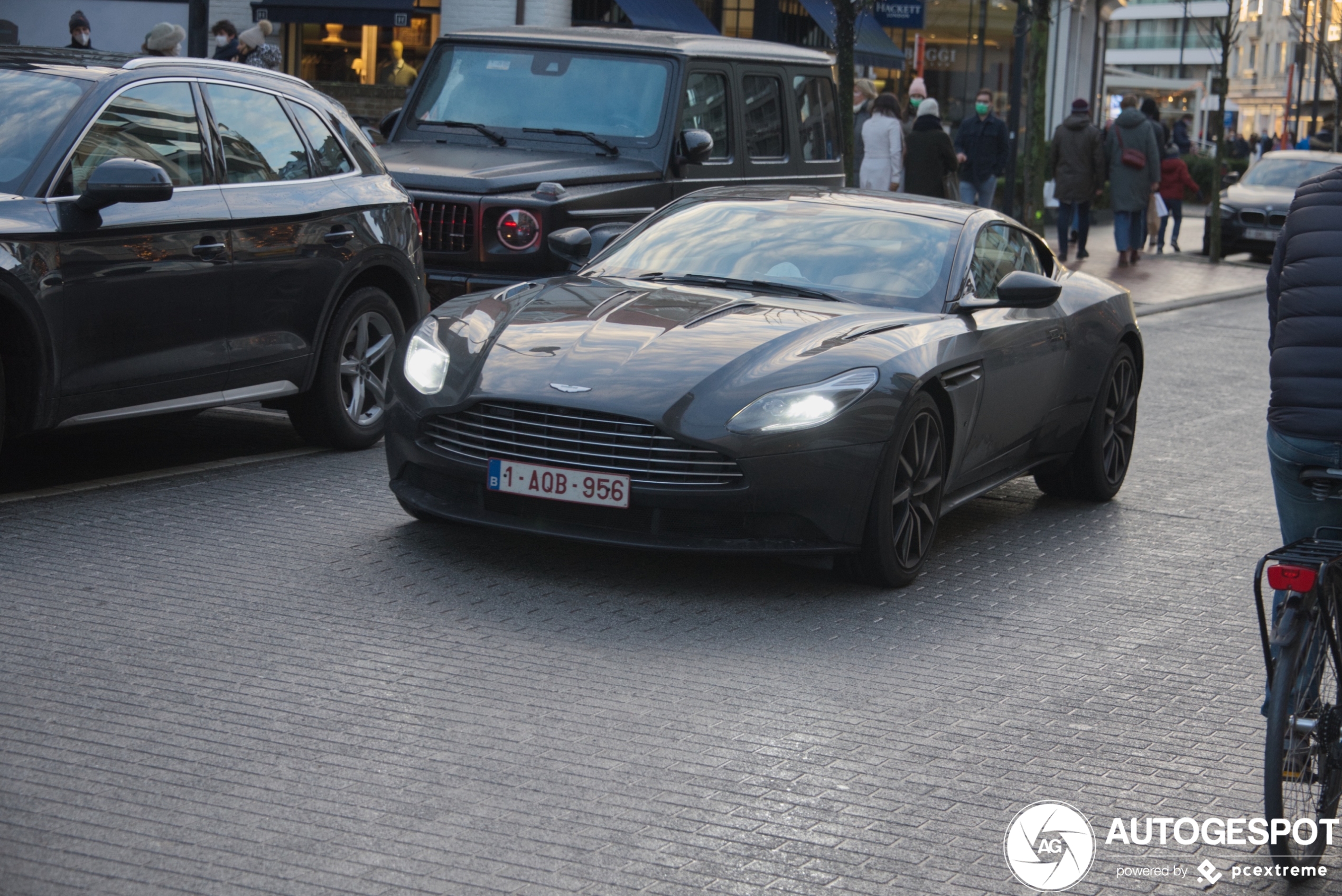 Aston Martin DB11