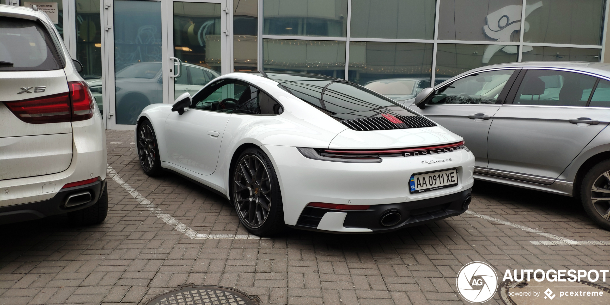 Porsche 992 Carrera 4S