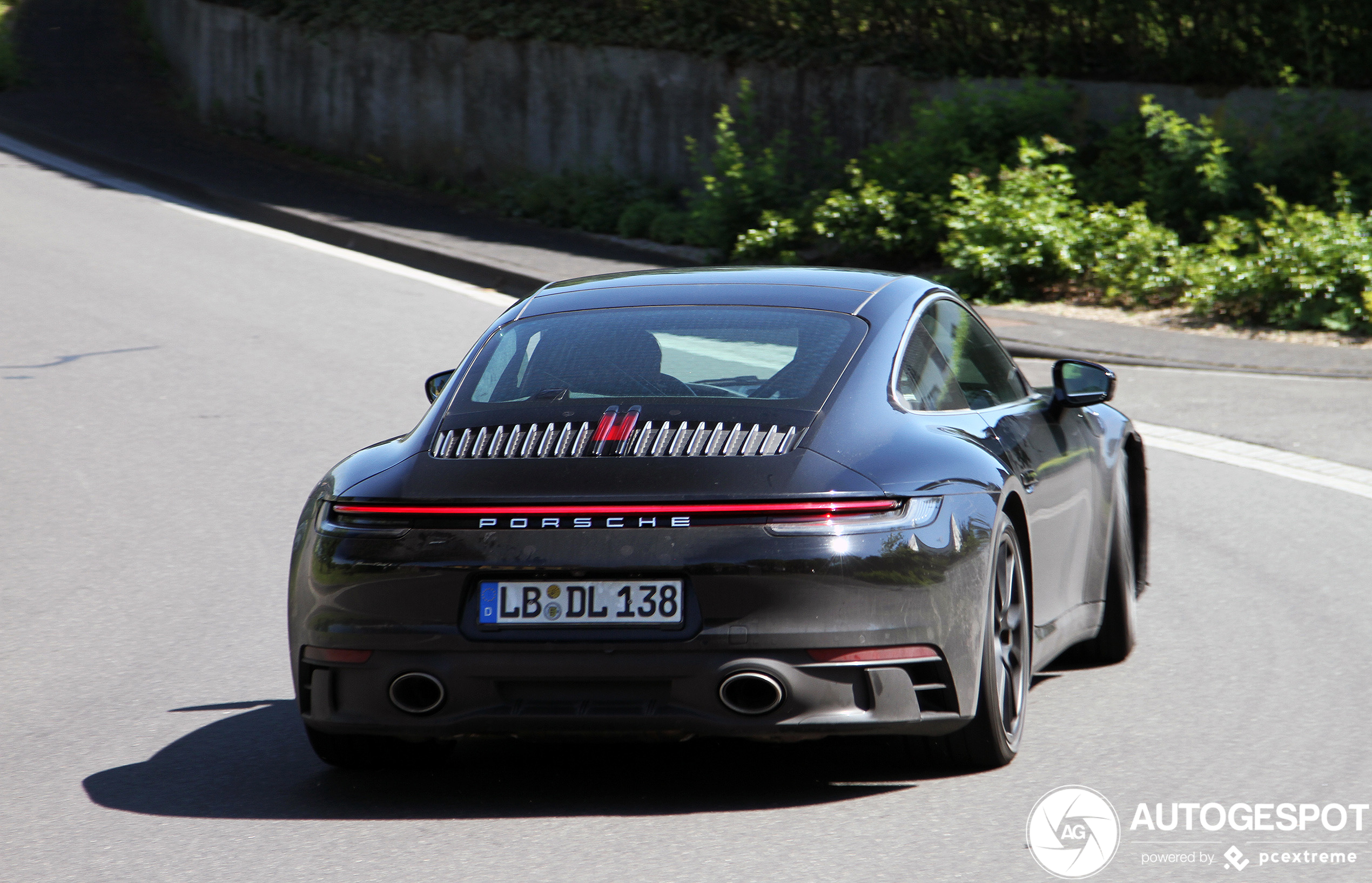 Porsche 992 Carrera 4S